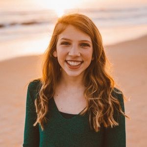 Meet your Posher, Lydia